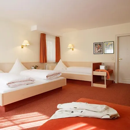 Huberhof Hotel 3*