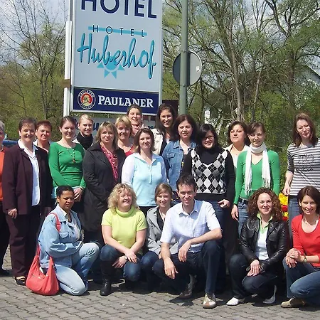 Landhotel Huberhof Allershausen - Pool Is Open 3* 알러스하우젠