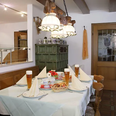 Huberhof - Pool Is Open 3*